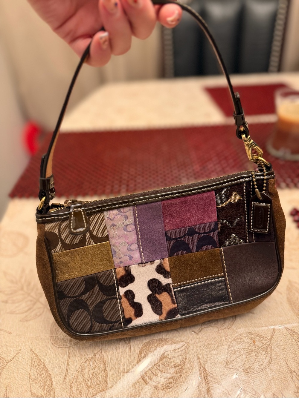 GORGEOUS Y2K COACH PURSE
